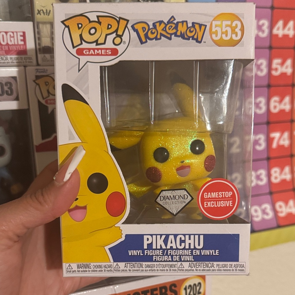 Funko Pop! Pikachu Diamond Collection Yellow Vinyl Figure